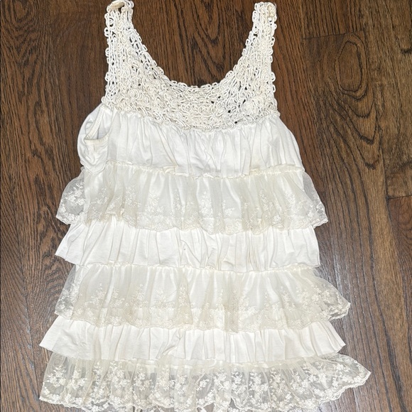 GORGEOUS Girly Elegant Cream Lace TOP - Picture 1 of 7